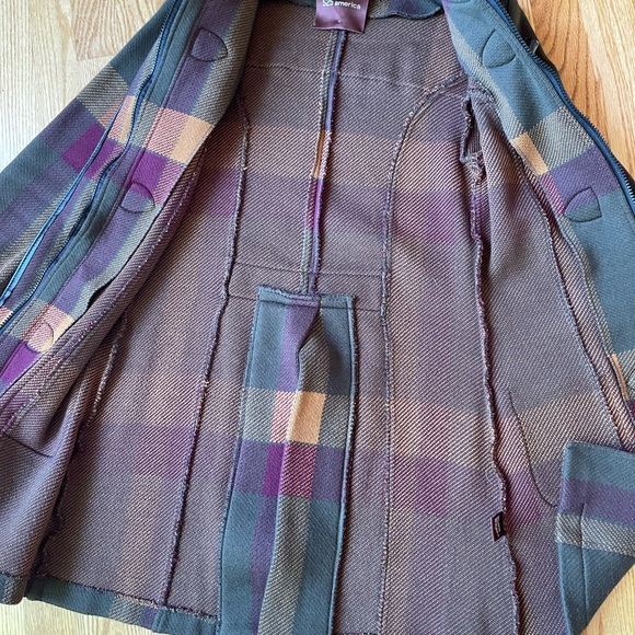 525 America Plaid and Leather Trim Coat - Picture 4 of 8